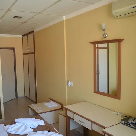 Ayvalik Palas Hotel Szálloda