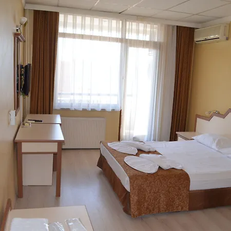 מלון Ayvalik Palas Hotel Ayvalı