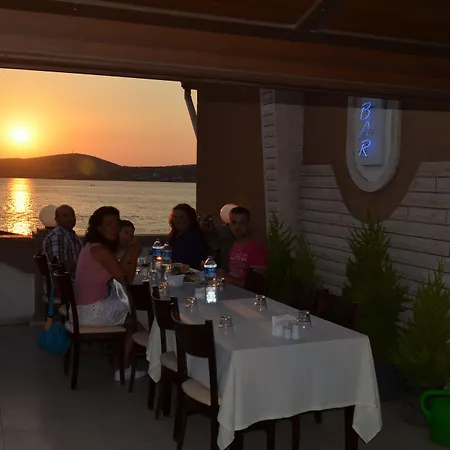 Ayvalik Palas Hotel 2* Ayvalik