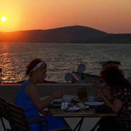 Ayvalik Palas Hotel 2*