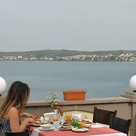 호텔 Ayvalik Palas Hotel 2*