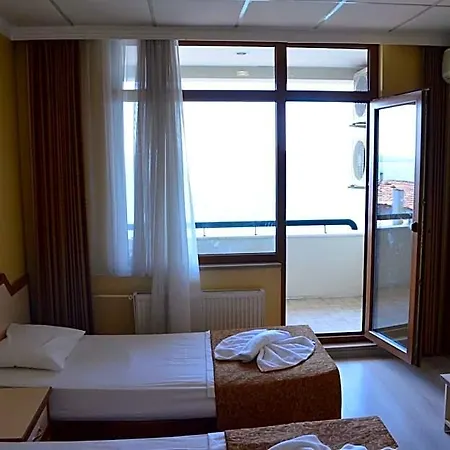 Ayvalik Palas Hotel Ayvalı