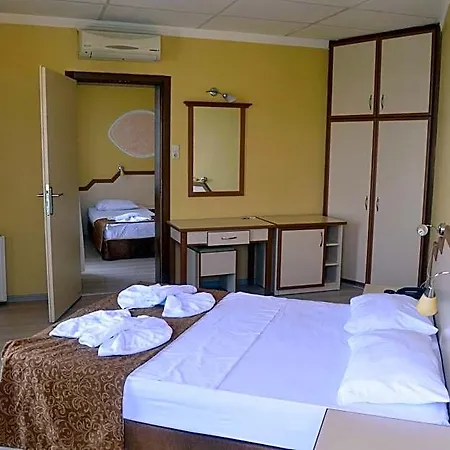 Hotel Ayvalik Palas Hotel