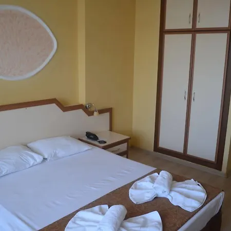 מלון Ayvalik Palas Hotel Ayvalı