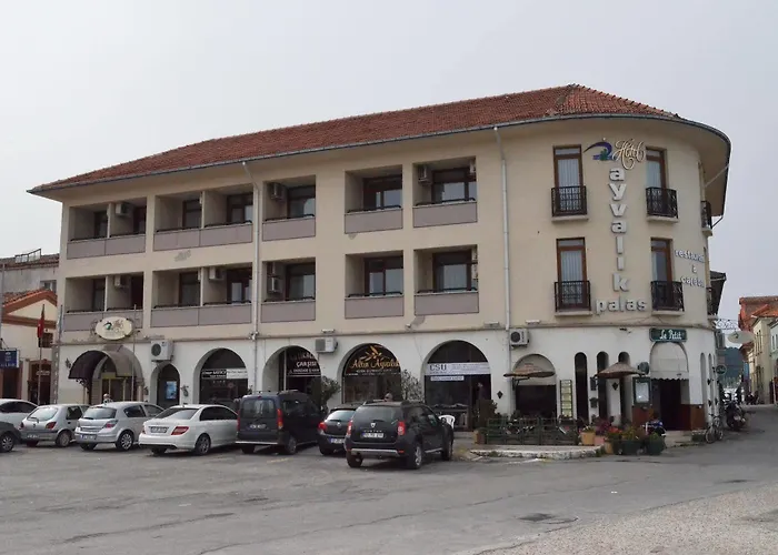 Hotel Ayvalik Palas Hotel 2*